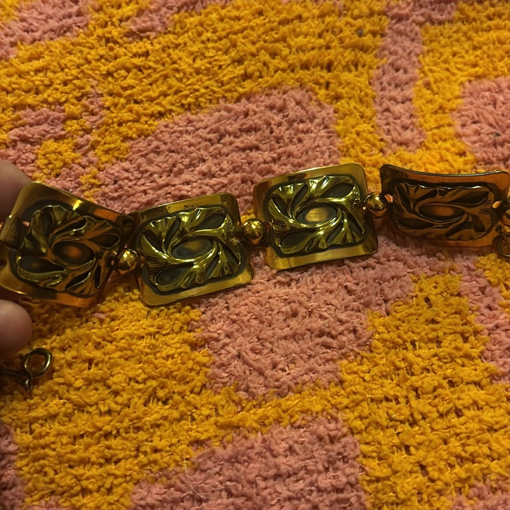copper clasp bracelet.